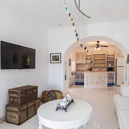 Essiz, Verandali Rustik Tas Ev بيت للعطل